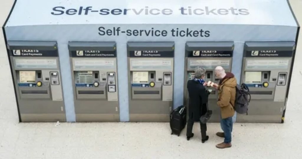 Ticket vending machine displaying advance and flexible train ticket options