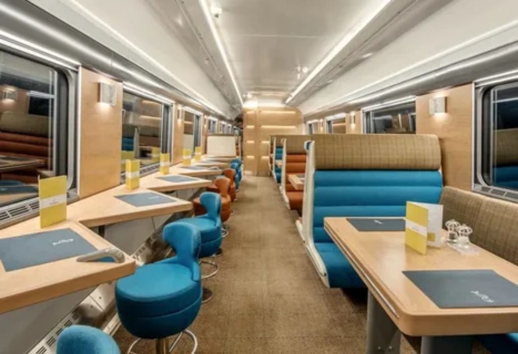 Comfortable private cabin berth inside Caledonian Sleeper train from London to Scotland